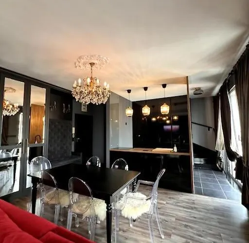 Ultra Premium Duplex 公寓