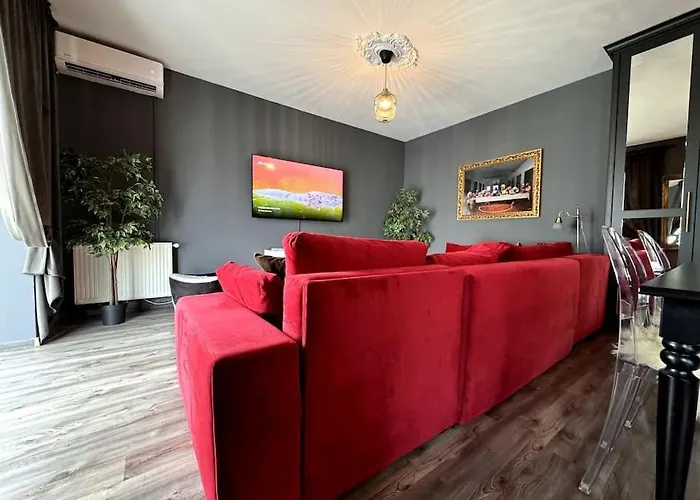 Ultra Premium Duplex * بودابست